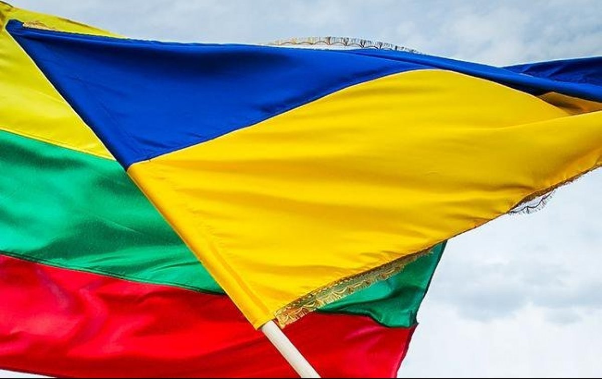 Литва сприяє відбудові України 🏗️