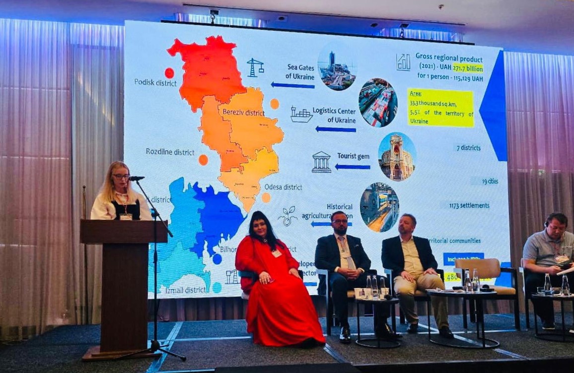 RECONSTRUCTION OF UKRAINE: The Role of Republic of Moldova