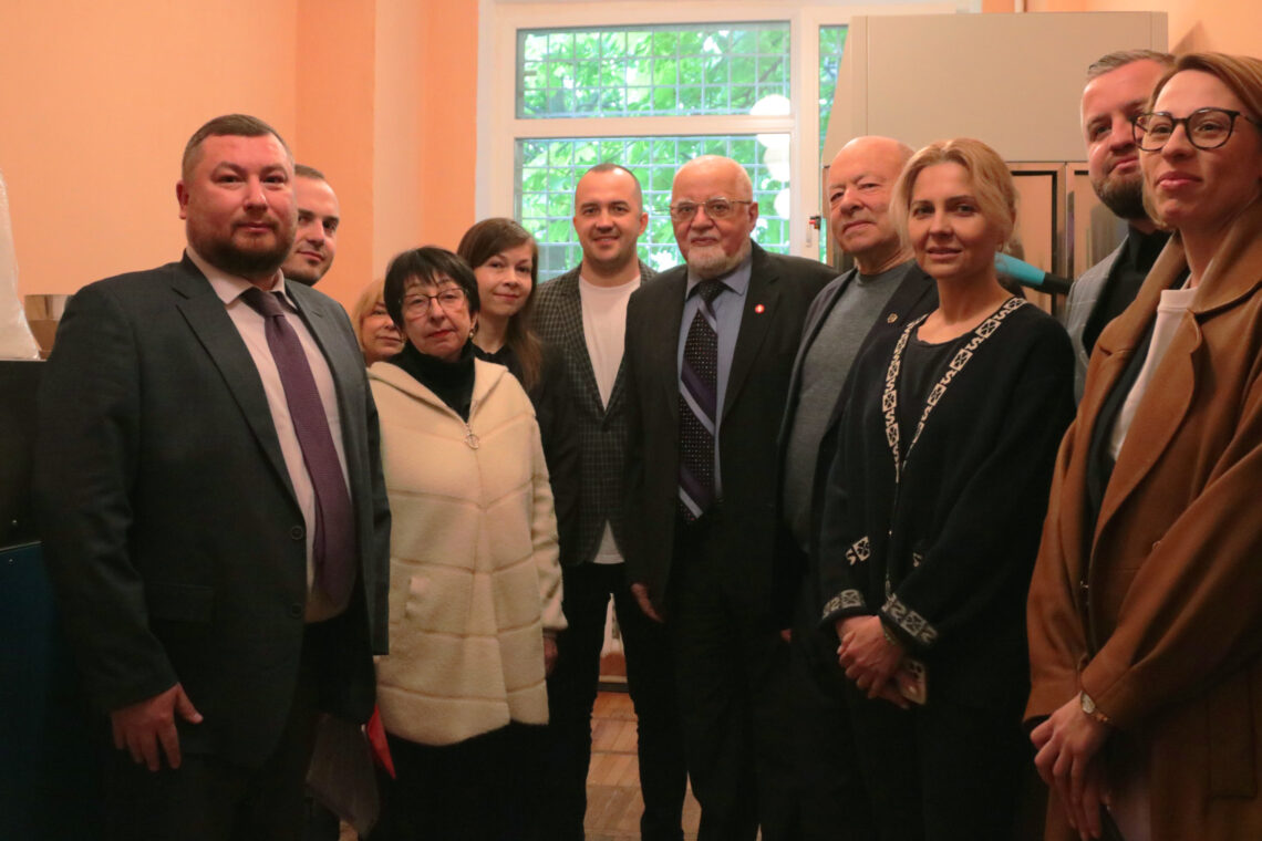 Нова лабораторія в КНУБА