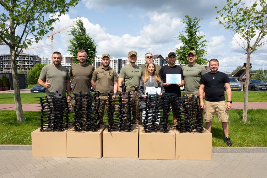 🚁 Дрони для ЗСУ: Будівельна група «Синергія» передала 1 мільйон гривень на бойові «пташки»
