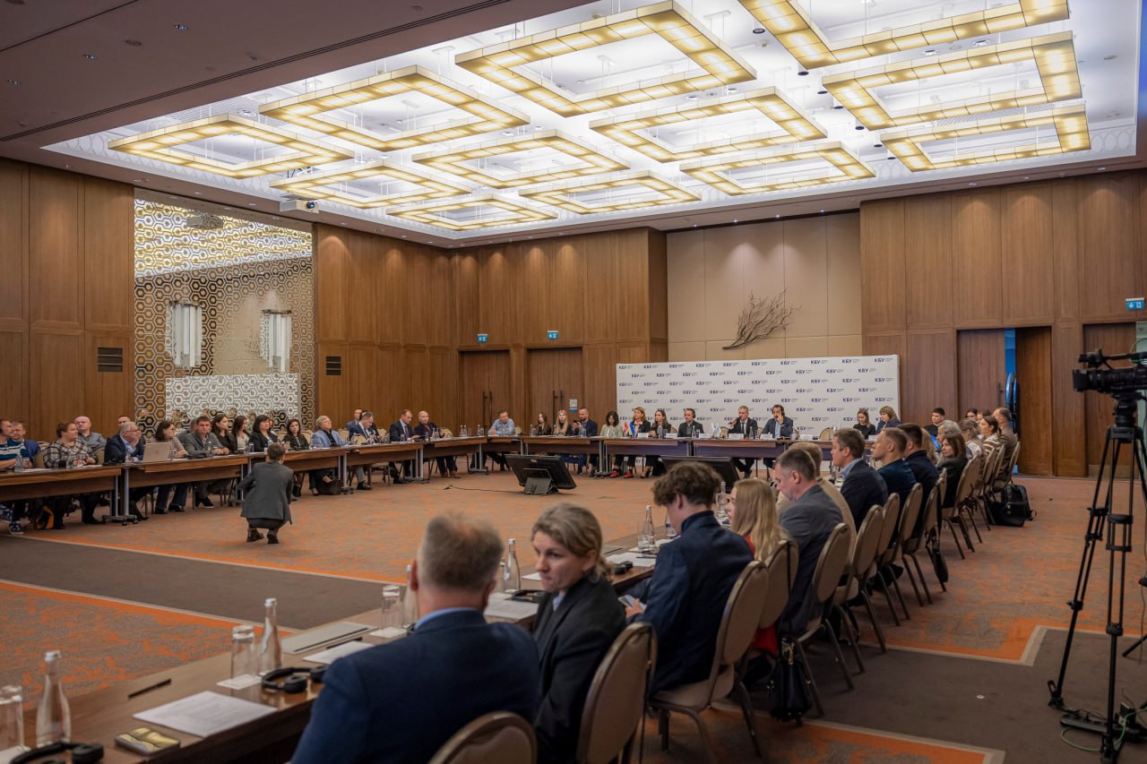 🌿 Green Jobs for Ukraine’s Recovery and European Integration: Public Discussion of the Roadmap Announced 🌿