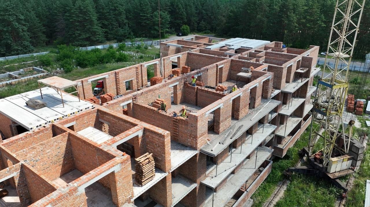 🏗️ Добудувати незавершене: що робити з проблемними об’єктами будівництва в Україні