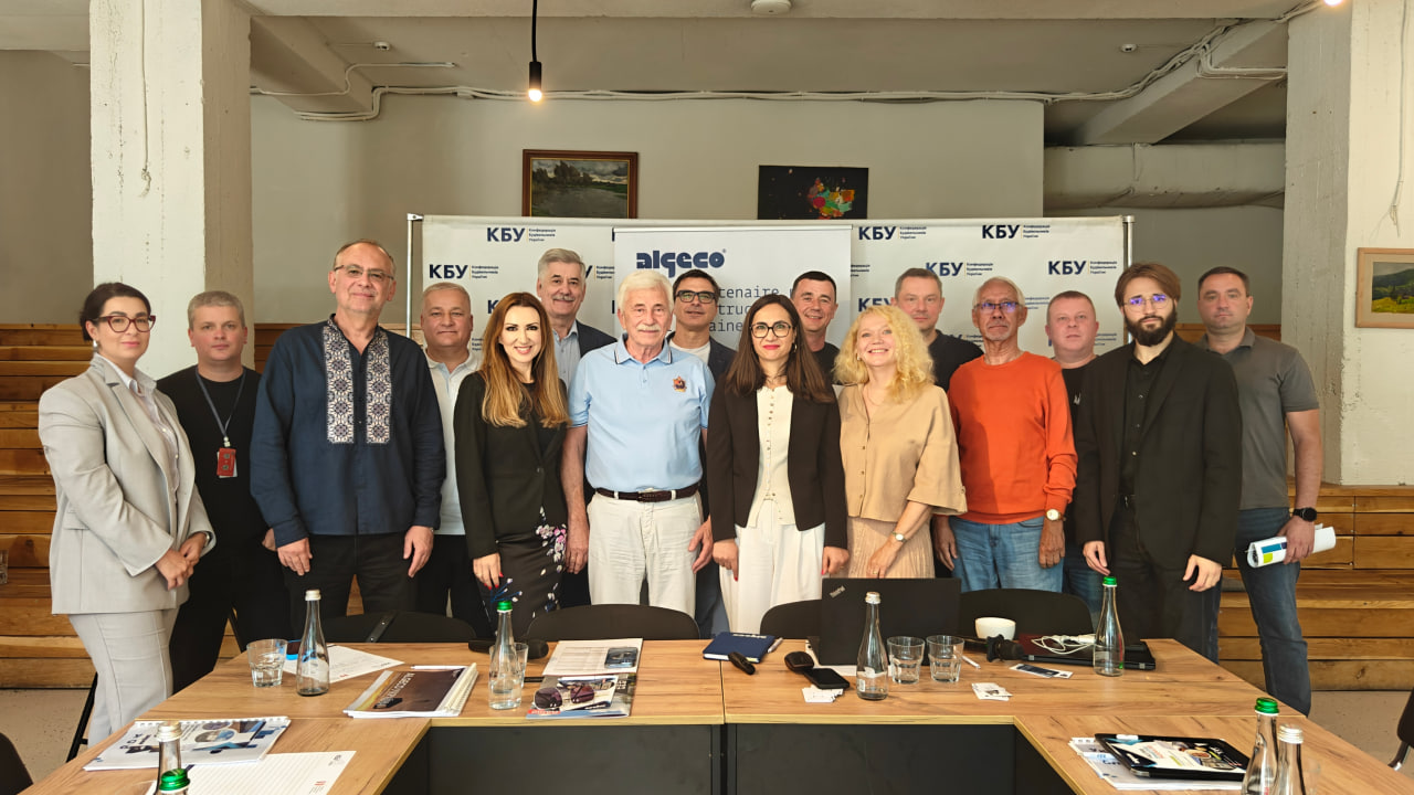 🏗️ Модульне будівництво для відбудови України: КБУ провела зустріч з Algeco Україна та потенційними партнерами 