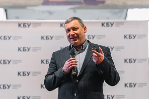 Продовжуємо знайомити з тезами спікерів