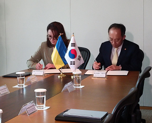 $8 млрд від Південної Кореї